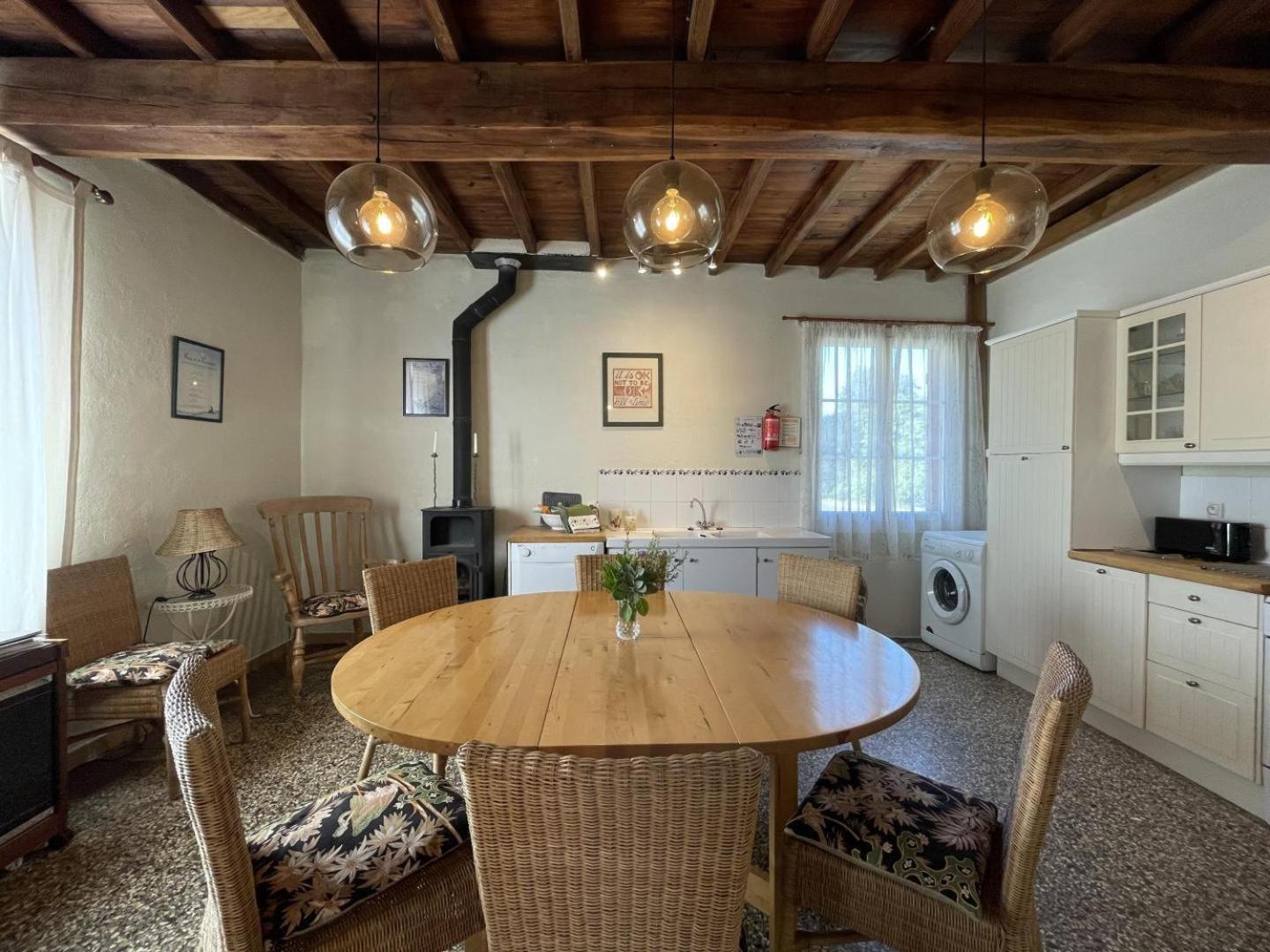 Maison Lajus Bassillon-Vauze Luaran gambar